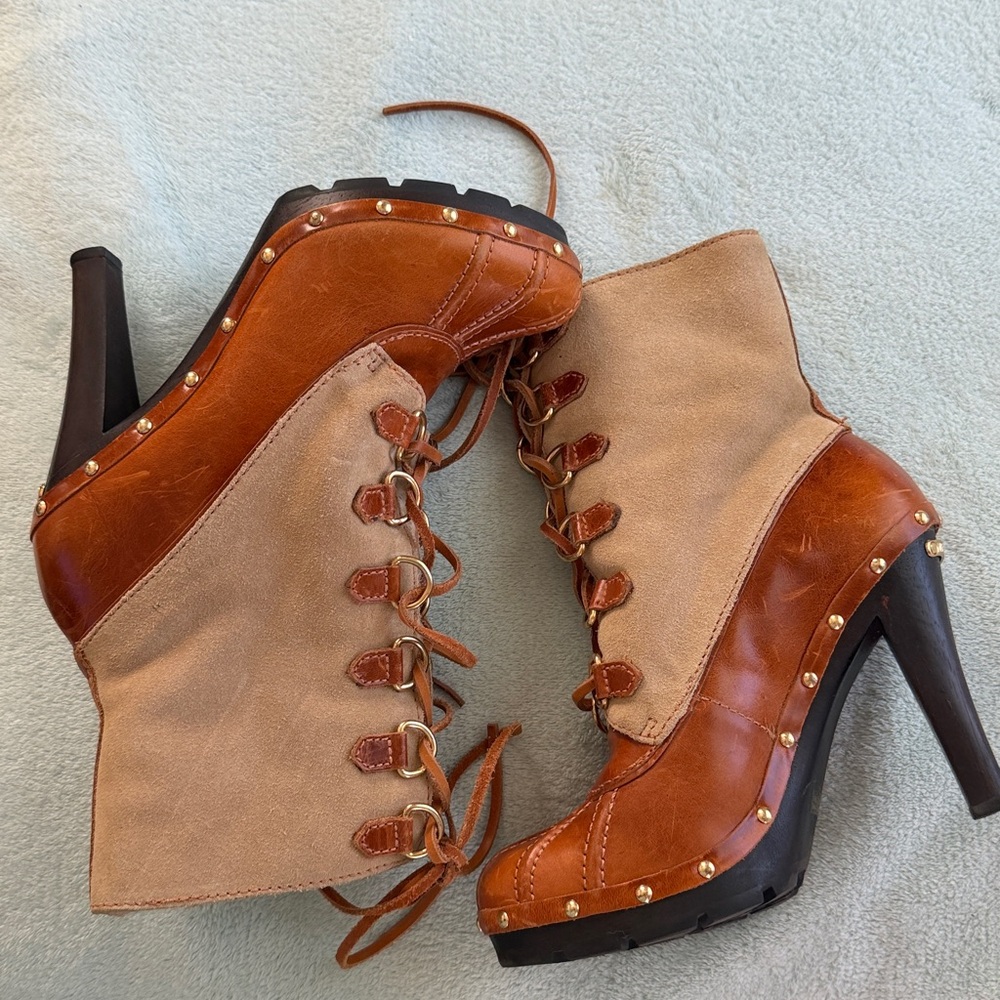 KORS Michael Kors Brown and Tan Lace Up Boots - Picture 14 of 14